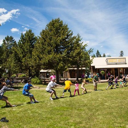 Bend-Sunriver Camping Resort Two-Bedroom Cabin 7 מראה חיצוני תמונה